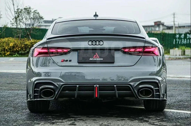 картинка Задний диффузор Audi RS5 B9.5 со стоп сигналом магазин  StreetTuning 