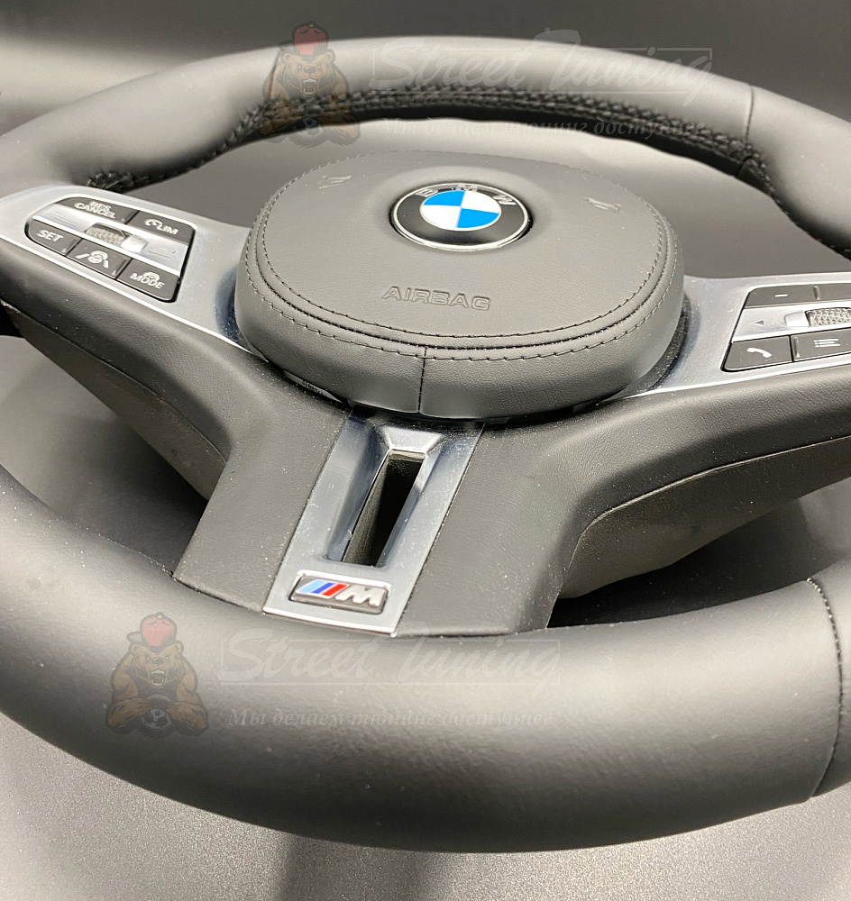 картинка Руль BMW M G30 с подушкой в стиле M3, эко-кожа, без подогрева от магазина  StreetTuning