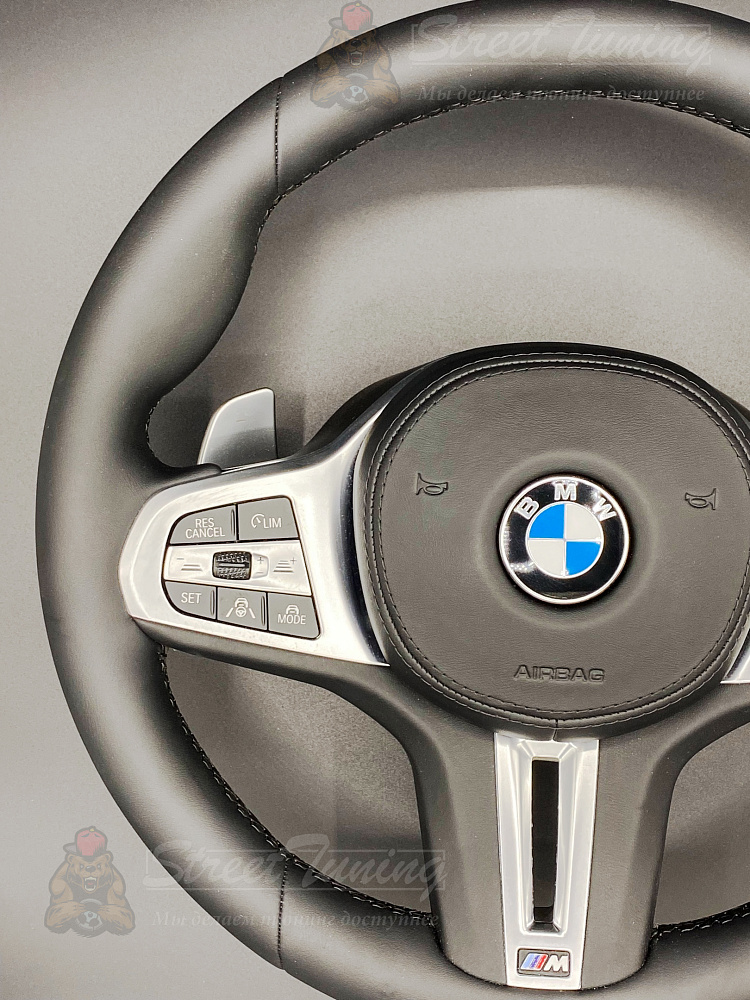 картинка Руль BMW M G30 с подушкой в стиле M3, эко-кожа, без подогрева от магазина  StreetTuning